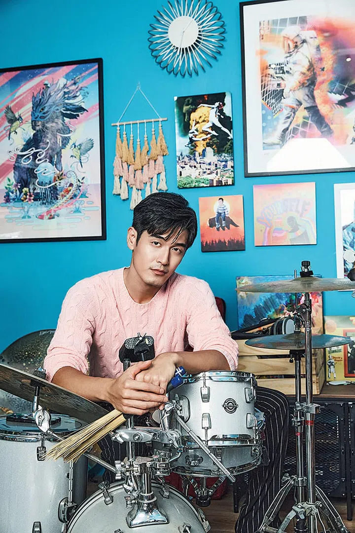 Dick Lee, Nathan Hartono, Singer, home, singaporean musician