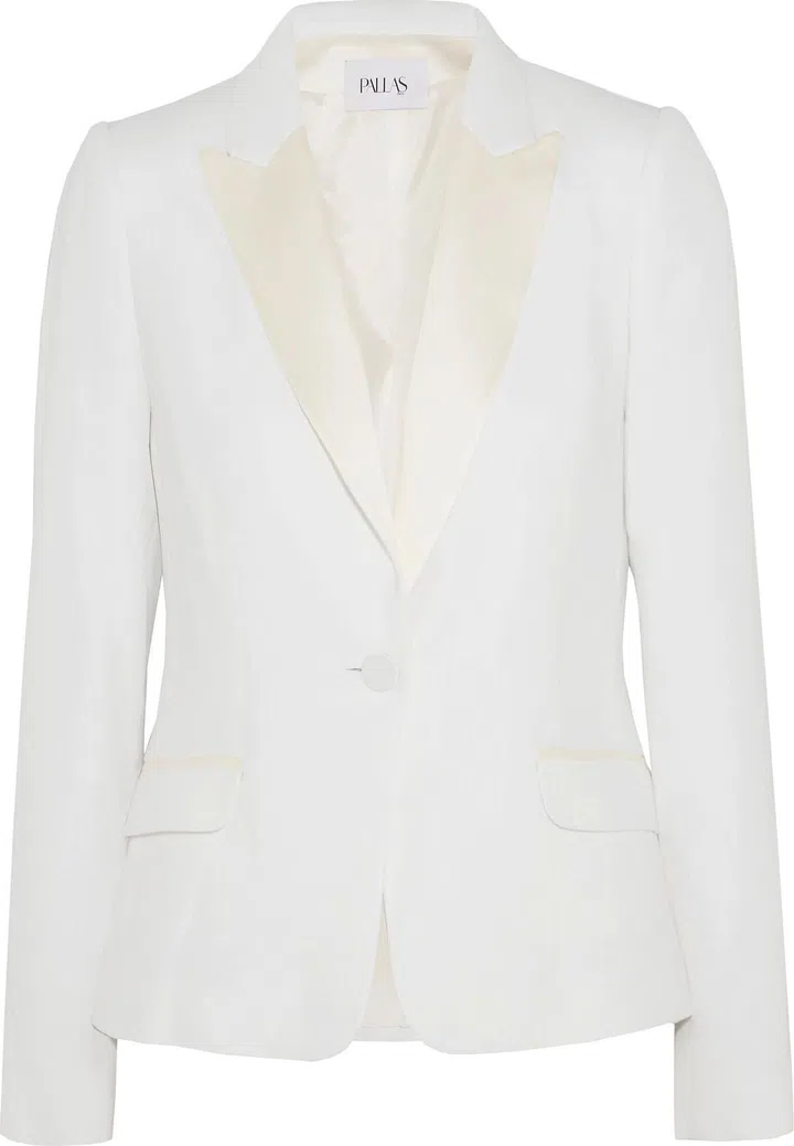 IZARFitted, SB, tux style blazer w/ tonal satin lapel, single button fastening  and flap top hip pockets Crepe viscose/ wool