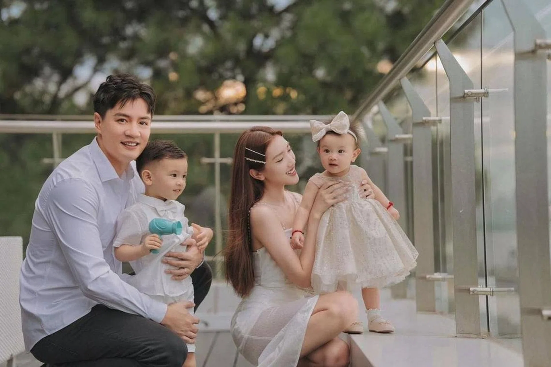Celebrity Babies, Celebrities, Celebrity Kids, 星二代, babies, kids, photoshoot, photos, Tavia Yeung, Him Law, Tay Kewei, Alfred Sim, Alyssa Chia, Xiu Jie Kai, 修杰楷, Zhang Yu Qi, Annie Yi, 伊能静, Myolie Wu, David Wu, 赵孟姿, 许孟哲, Jason Hsu
