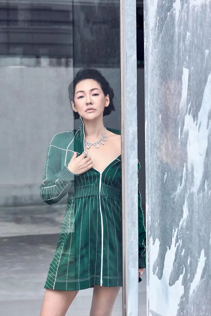 Dee Hsu