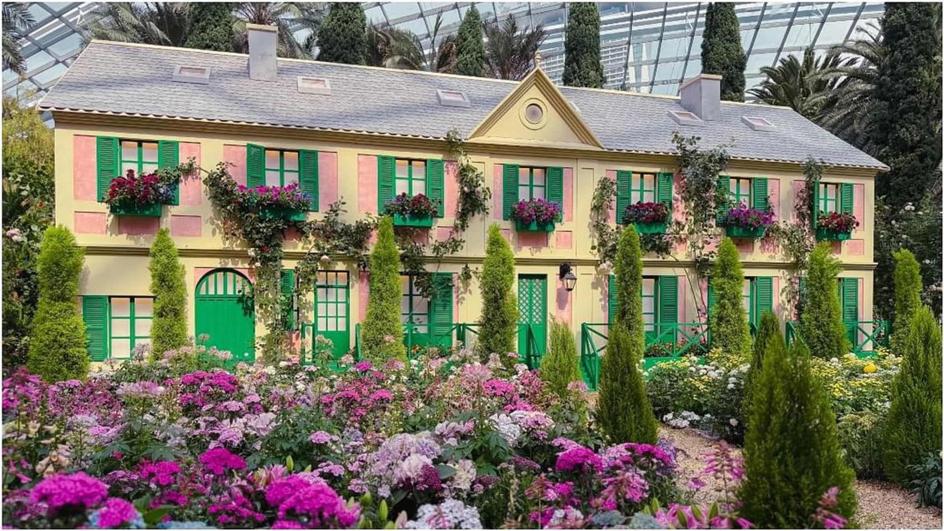 Impressions of Monet_Garden by the bay