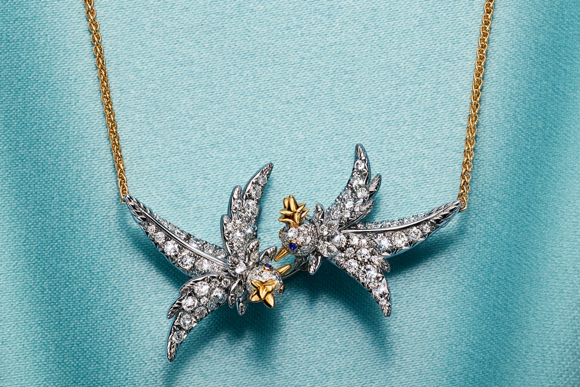 Bird on a Rock by Tiffany石上鸟珠宝系列Lovebirds吊坠。