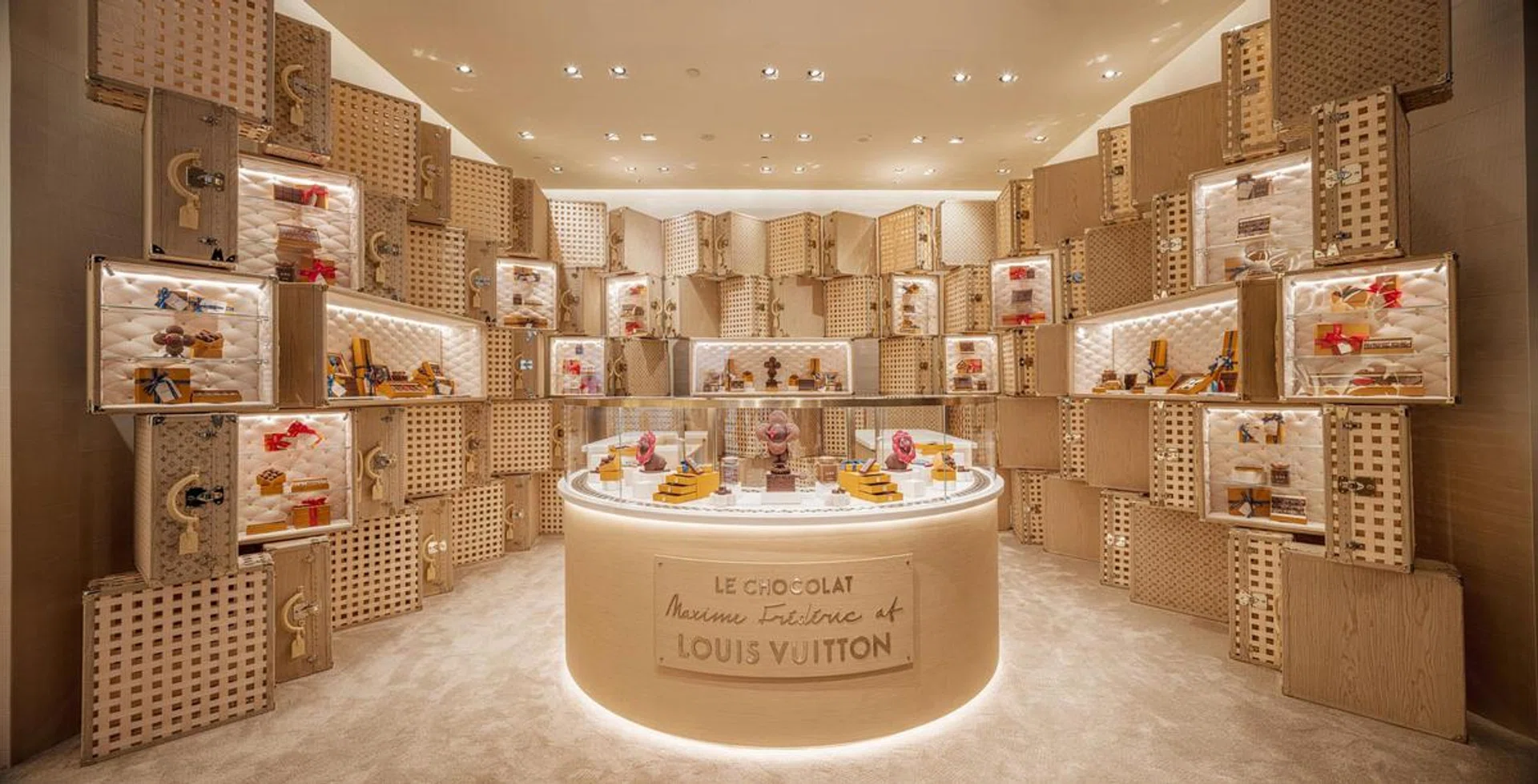 LV, Louis Vuitton, Le Chocolat Maxime, Louis Vuitton Chocolate, fine dining, restaurants, fashion, fashion and food collaborations, celebrity chefs