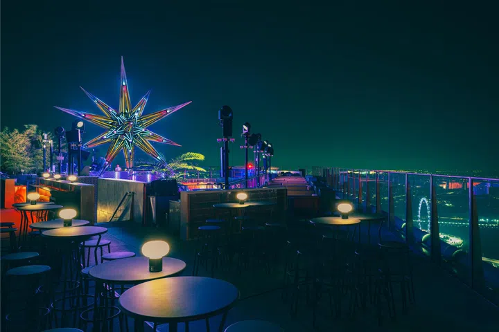 Rooftop restaurants and bars, drinks, food, Nova