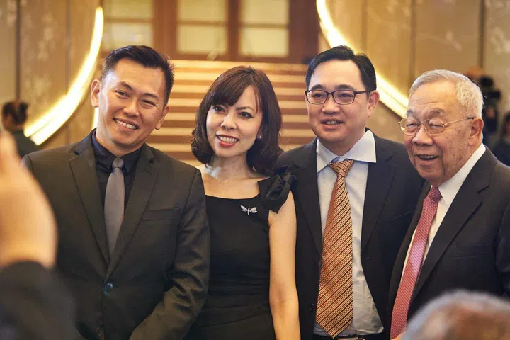 Dr Raymond Chua, Celine Ting & Yasushi Itakura, Toh Weng Cheong