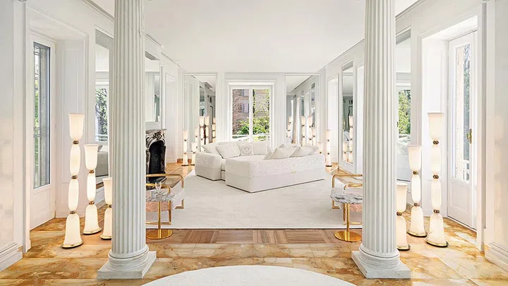 Luxury Home,Luxury Brands,Furniture,Lifestyle