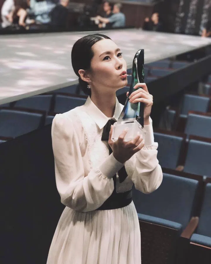 Carrie Wong, Star Awards, 黄思恬, 红毯时尚