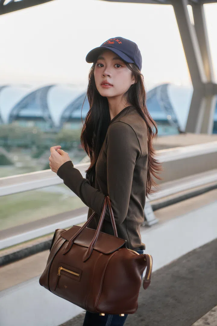 Earn Earn (Fatima Dechawaleekul)