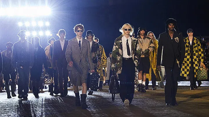 Louis Vuitton 2024春夏男装秀（图 Louis Vuitton）