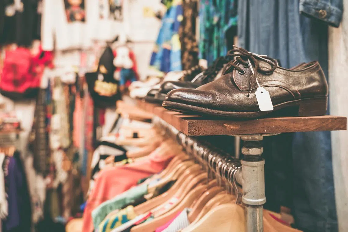 Article image from NÜYOU’s vintage and thrift-store guide