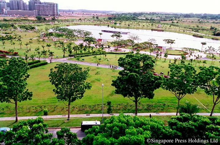 A view of Punggol Park. A woman was found
dead and a man seriously injured at the
jogging track on Monday morning.