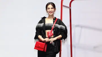 看Ella如何从“假小子”到靓丽诠释“女人不被年龄定义”的最佳范本。