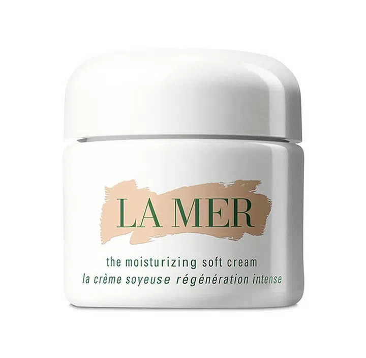 鼎鼎大名的LA MER The Moisturizing Soft Cream乳霜，打从推出以来一直深受欢迎不无道理。坚信海洋的修复能力并利用生长速度极快的海藻为主成分，The Moisturizing Soft Cream乳霜超柔滑的质感以及绝佳的修复肌肤能力，能够保持肌肤的滋润和健康。特别适合混合或干燥的肌肤。