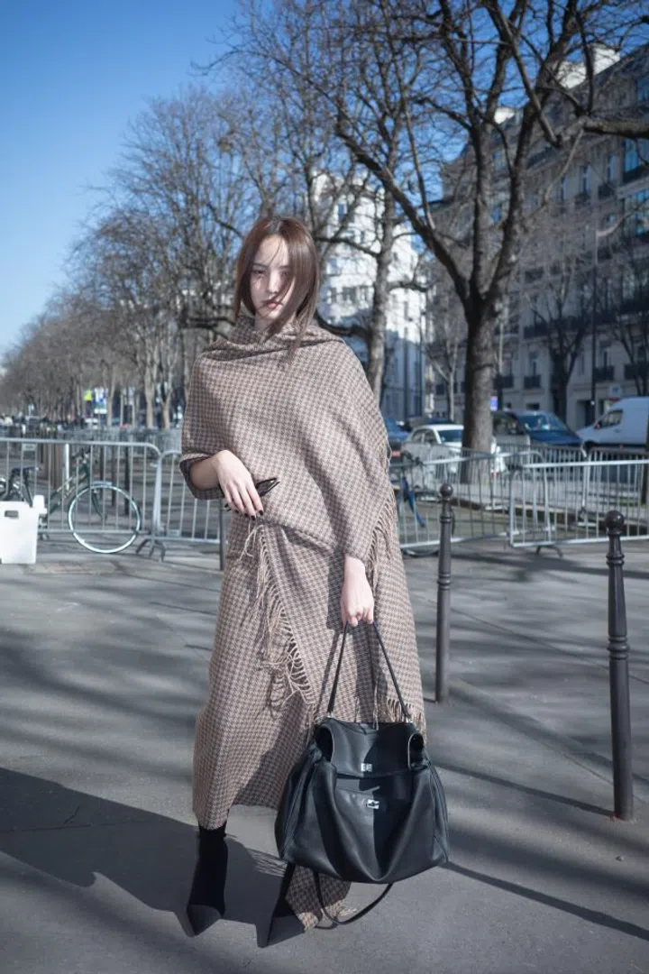 Nychaa（Nuttanicha Dungwattanawanich）（图：Balenciaga）