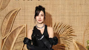 邝玲玲 lingling kwong