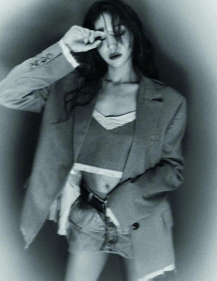 Tasha low 刘怡伶