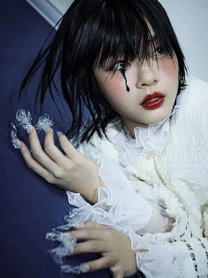 chantalle ng 黄暄婷
