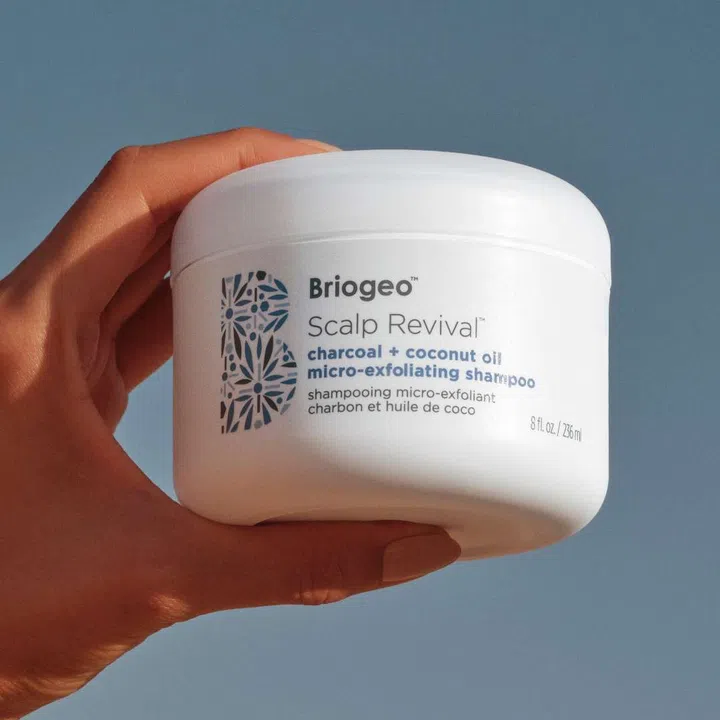 BRIOGEO Scalp Revival Charcoal + Coconut Oil Micro-Exfoliating Shampoo 去角质洗发水