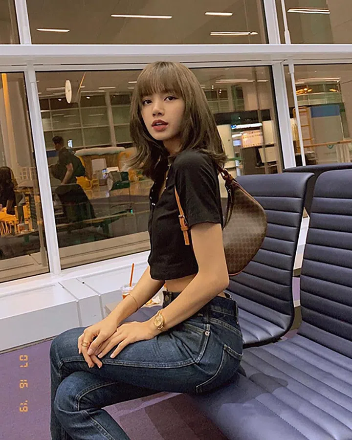 Celine Ava bag Lisa Blackpink