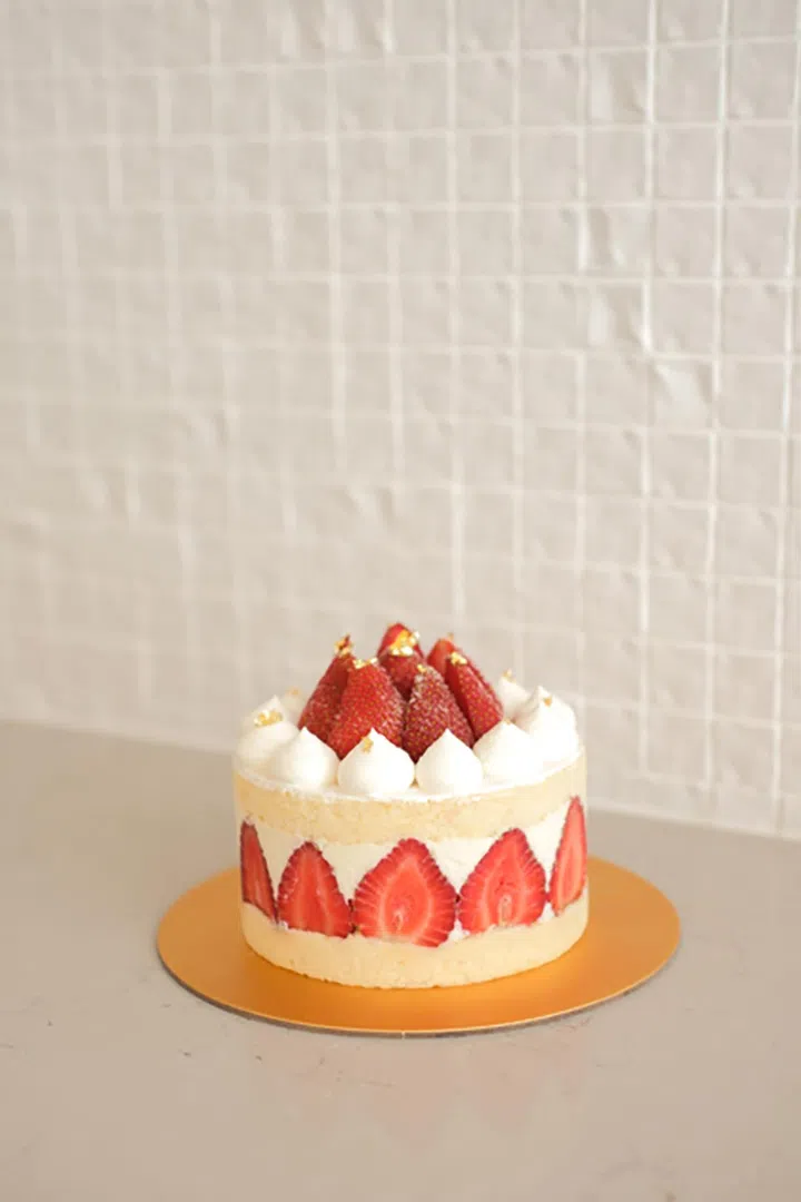 Drips Bakery Café草莓蛋糕