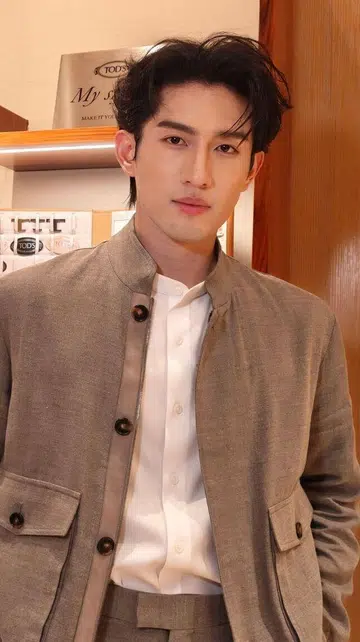 Ayden Sng 孙政