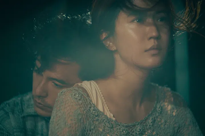 9m88与邱泽主演电影《女孩》