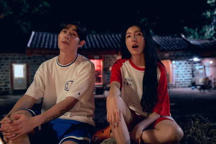 潇洒女明星周凡在情场来去自如，但遇见比自己小，对感情特别认真的“流氓”，也变得踟蹰不前。演员詹怀云在戏中“知心小奶狗”的形象，为他加分不少。（图：Netflix提供）