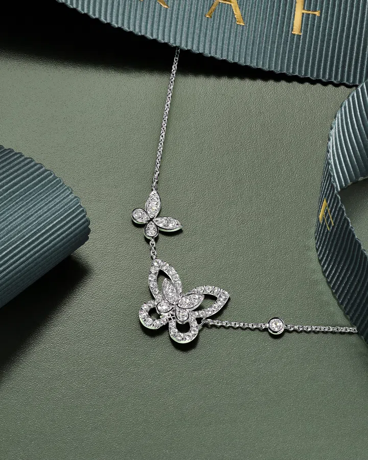  GRAFF Butterfly white gold pendant with diamonds 