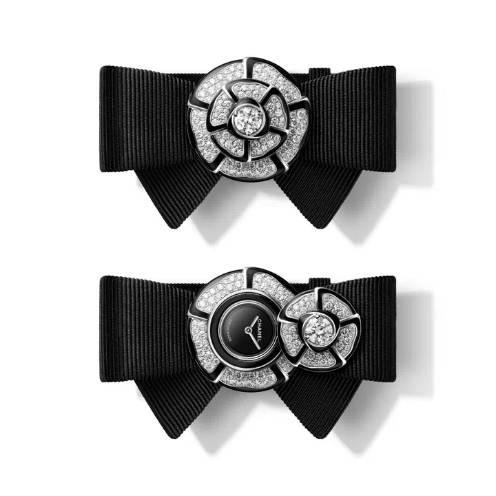 Chanel Nœud De Camélia Cuff