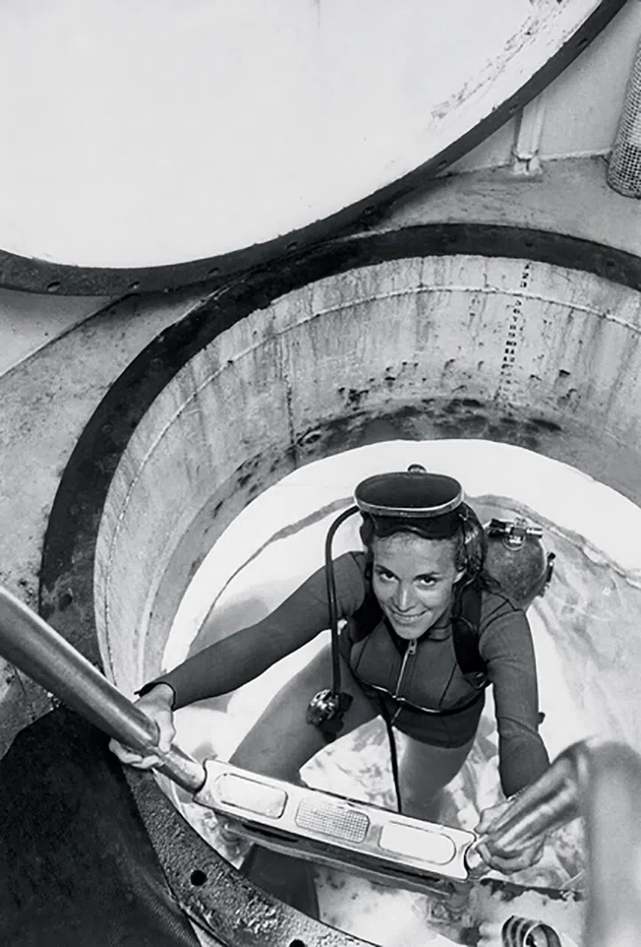 Woman Aquanaut Sylvia Earle  July 1970 - Tektite II (AP Photo)