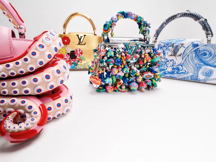 Takashi Murakami这次共设计了11款极限量的Artycapucines手袋(售价从€15,000起)