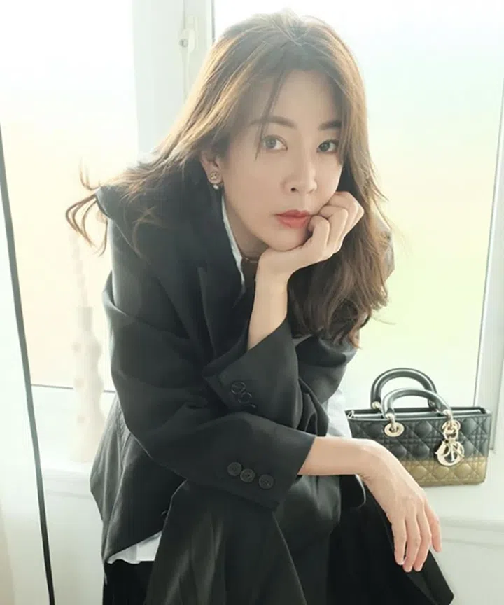 Jesseca liu 刘子绚