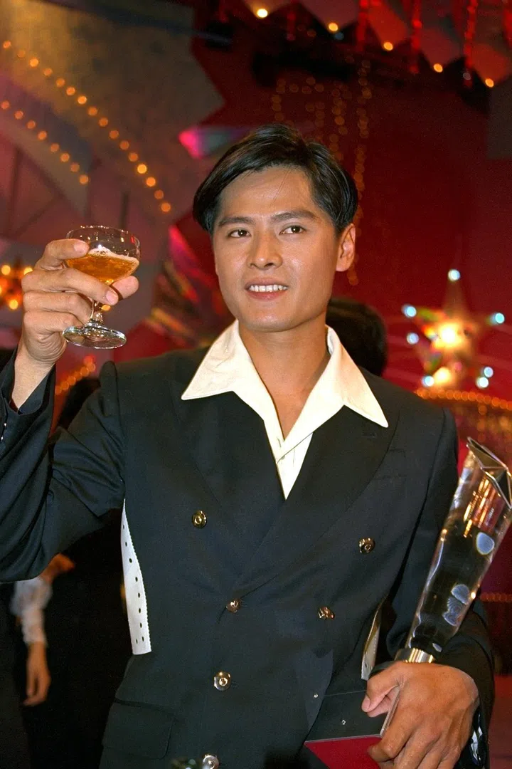 “新广红星大奖颁奖典礼”于1994年2月26日晚举行。(图：CMG © SPH Media Limited）　