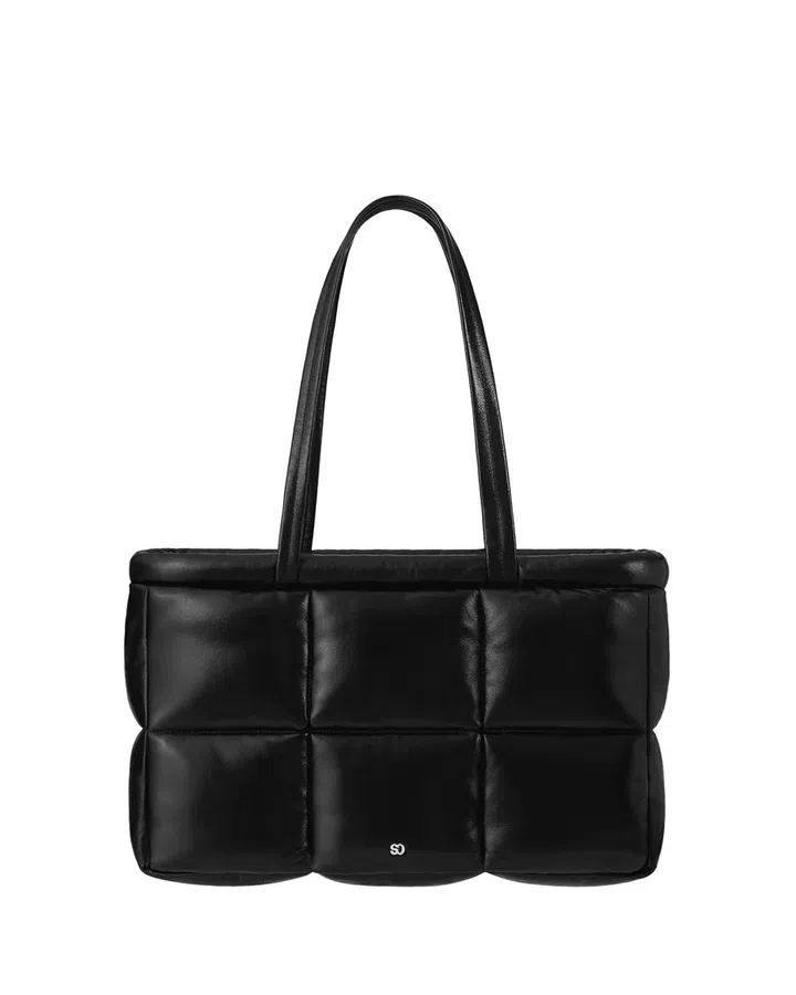 Stand Oil Bubble Bag / Leathery Black $70