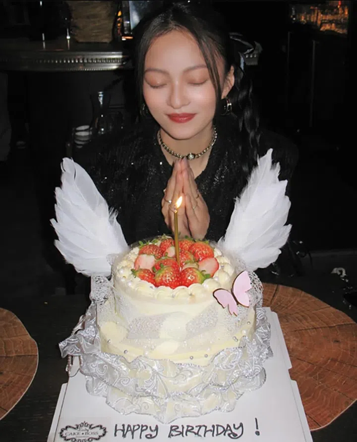 Angela zhang 张韶涵