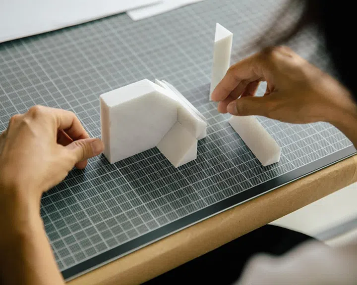 Grace Tan为Lady Dior As Seen By项目创作的作品 The Sum of Many Parts