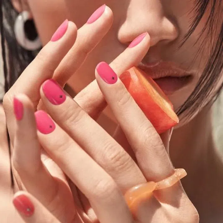 Ohora N Pink Beach Manicure Semi-cured Gel Nail Strips ND-426穿戴甲 