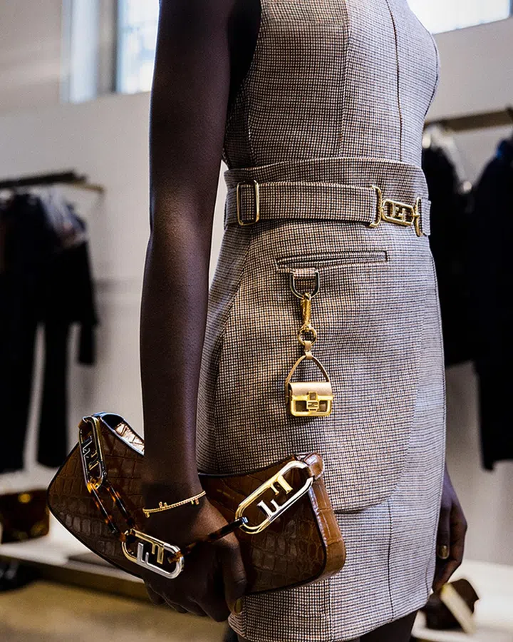 Fendi RTW AW22 Milan Kim Jones ©Robert Fairer