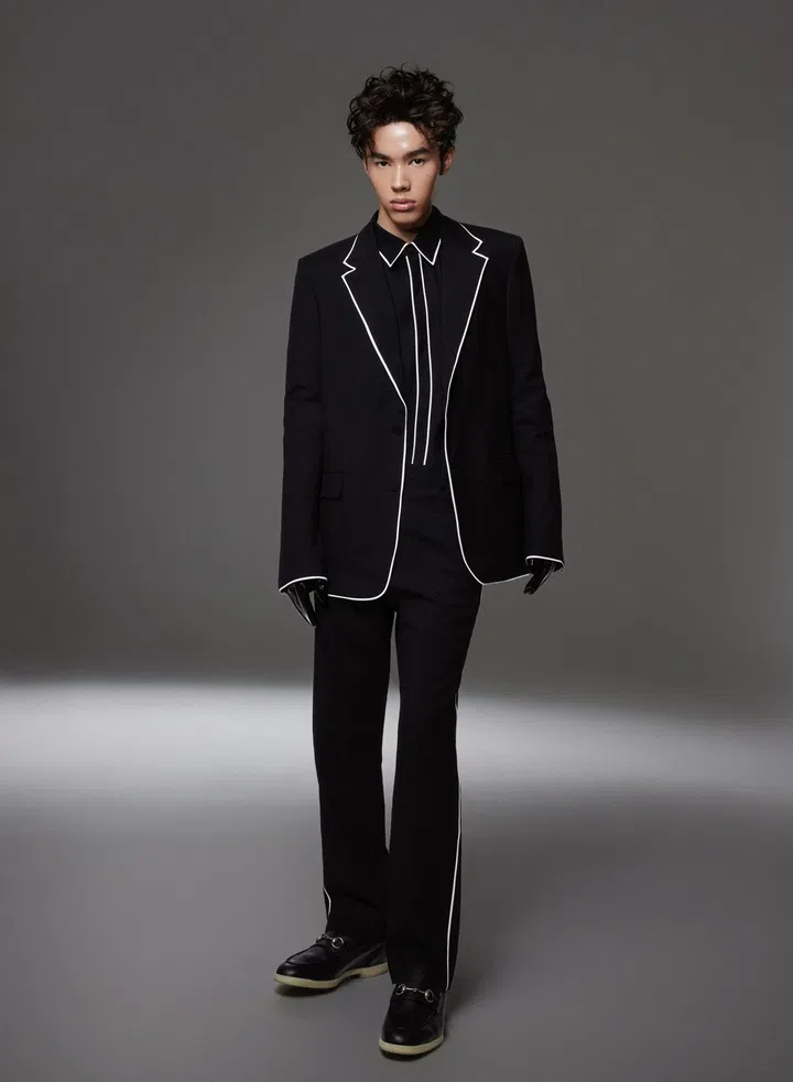 GUCCI羊毛外套、羊毛长裤、棉质衬衫、皮鞋