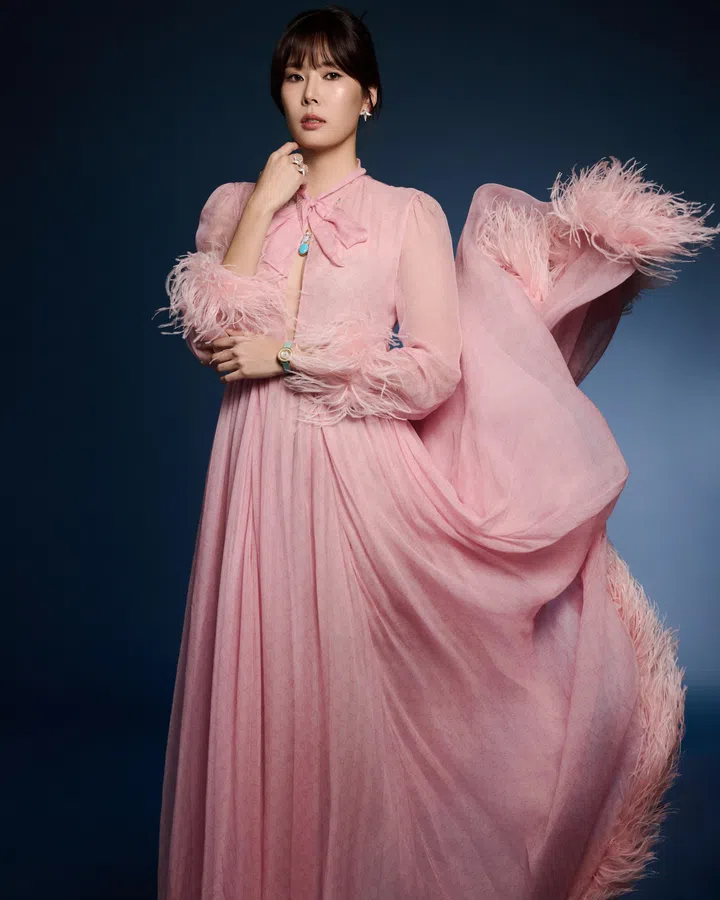 黄思恬（Carrie Wong）的2026红星大奖红毯造型