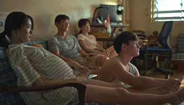 电影《我们不是陌生人》剧照