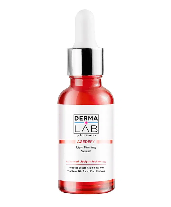 专门针对敏弱肌肤而研发的台湾品牌Derma Lab，是小编本人相当推荐的开架式品牌。这个“小红瓶”据称可在8天内就改善脸部的多余脂肪、减少细纹和皱纹，同时还能修复肌肤的屏障，进而让肌肤看来更年轻！重点是其价格非常实惠，真的很值得入手！