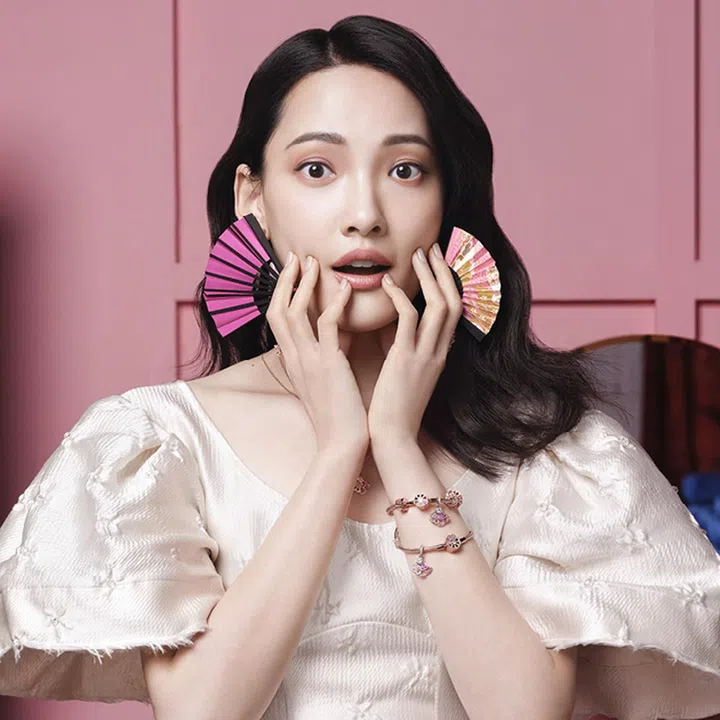 林映唯演绎PANDORA Love Fan系列