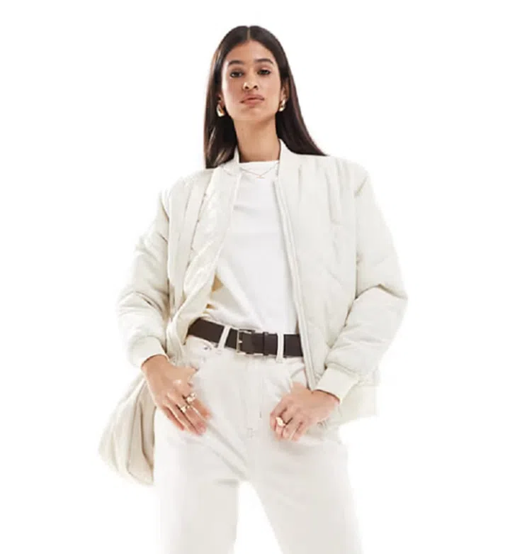 BRAVE SOUL oversized cropped bomber jacket in cream外套$51.36 （售于Asos）