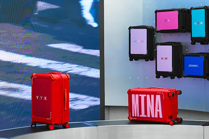CASETIFY Custom Suitcase 行李箱
