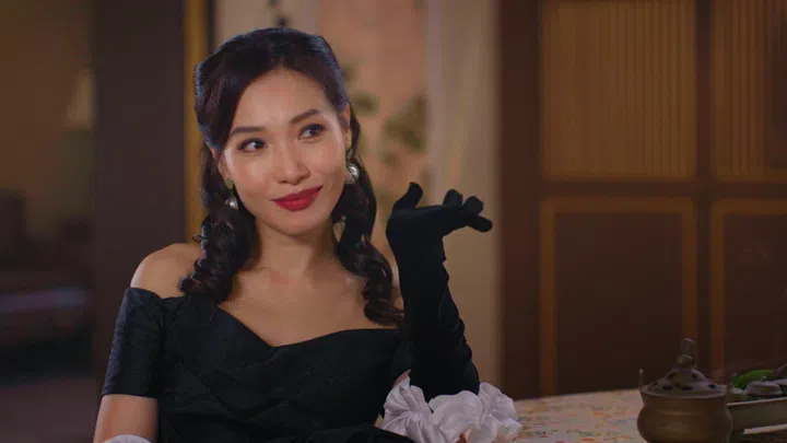 《小娘惹之翡翠山》姚懿珊饰演的三少奶奶康丝丽