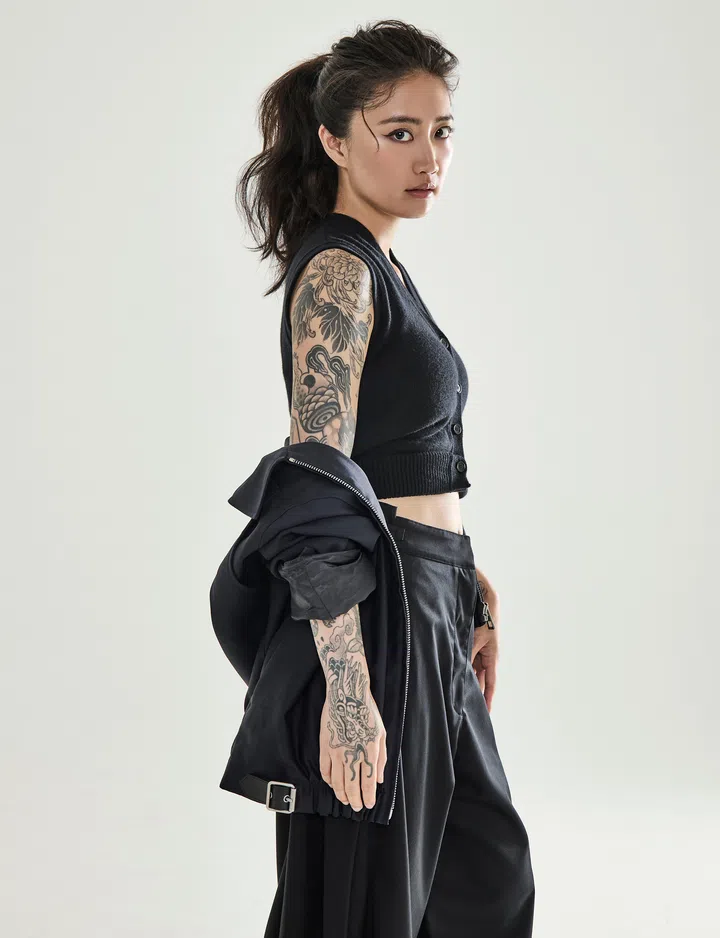 新加坡导演ASH GOH HUA吴桦接受新加坡杂志《女友》独家专访