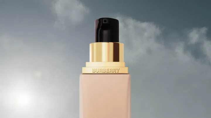 Burberry Beyond Wear Perfecting Matte Foundation粉底液