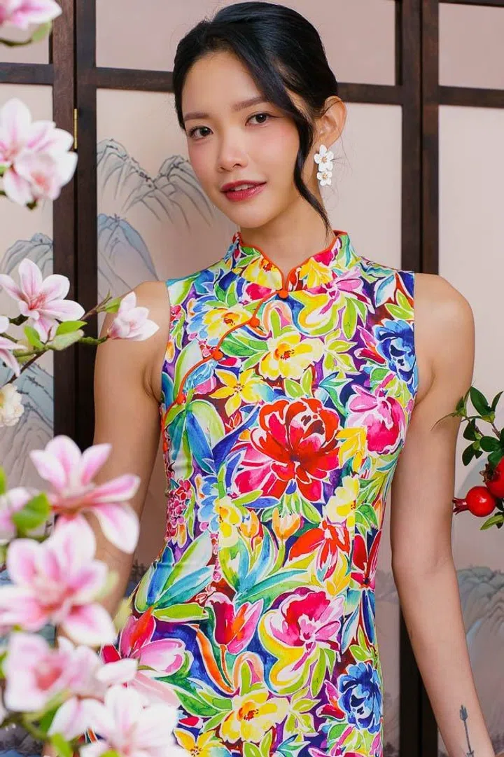 FAIRE BELLE Watercolour Of A Hundred Flowers Cheongsam Dress $56.90