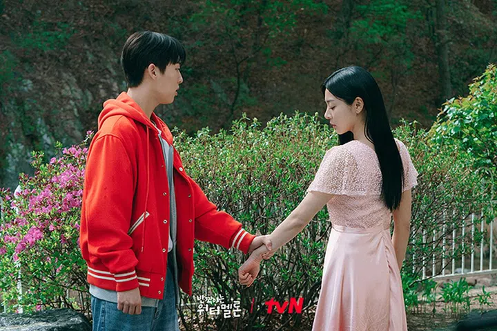 不管是错了不认错或是根本没有意识到自己也会做错是很要不得的行为，而且这类伴侣通常还会PUA对方。插图：韩剧《闪亮的西瓜》